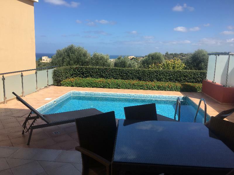 Carme Villas Adelianos Kampos Exterior foto